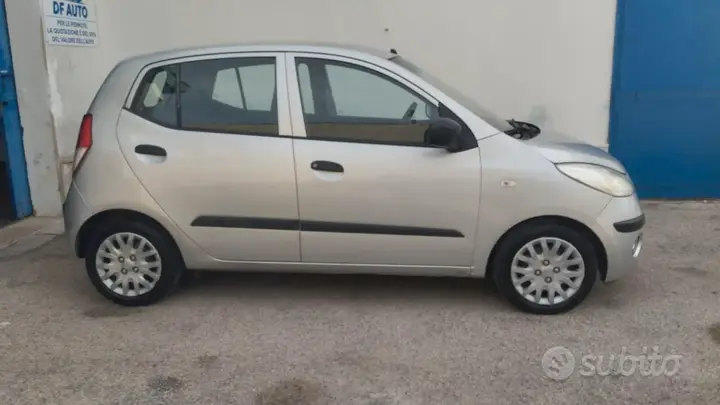 Hyundai I10 2010 photo 2