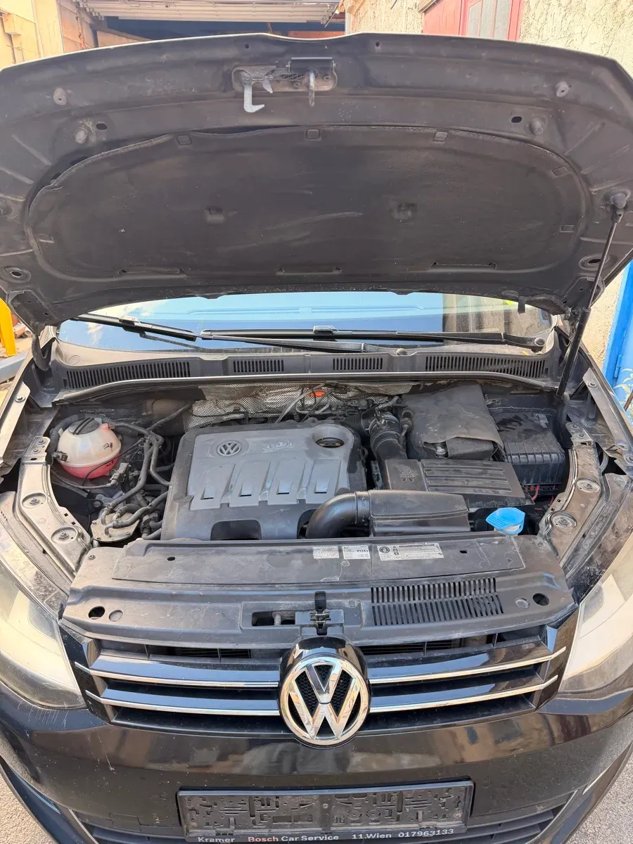 Volkswagen Sharan 2011 photo 3