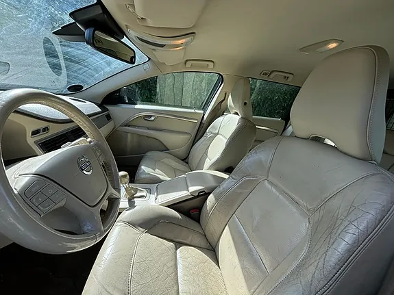 Volvo V70 2011 photo 5