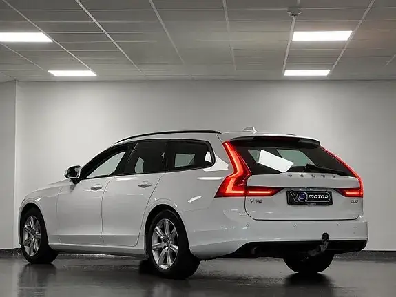 Volvo V90 2018 photo 2