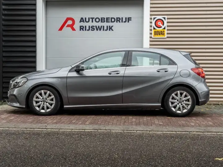 Mercedes-Benz A-Class 2017 photo 2
