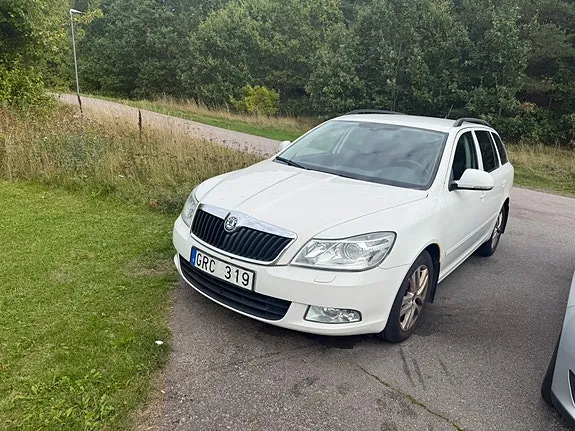 Skoda Octavia 2013 photo 3