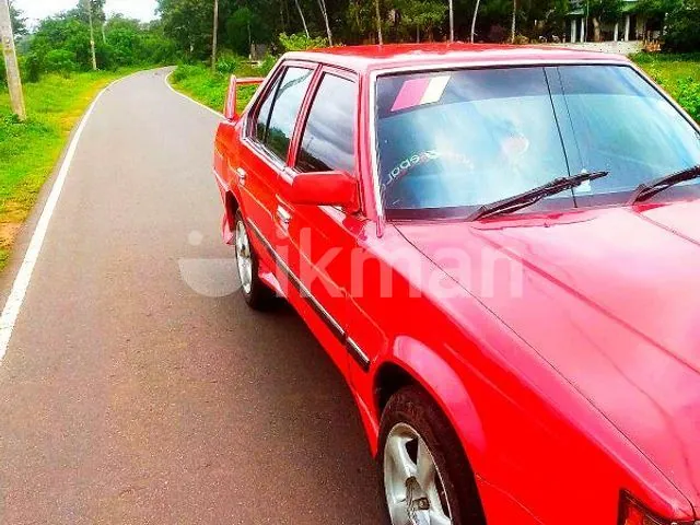 Toyota Corona 1984 photo 4