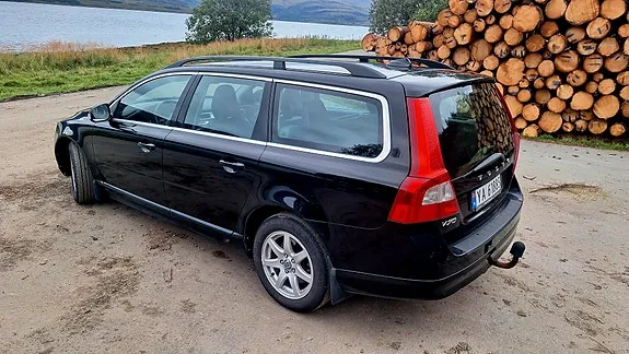 Volvo V70 2010 photo 4