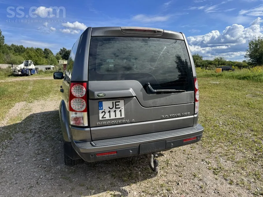 Land Rover Discovery 2009 photo 4
