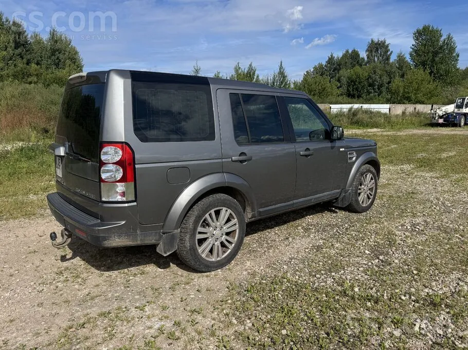 Land Rover Discovery 2009 photo 3