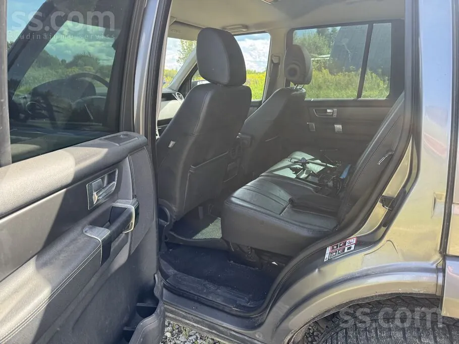 Land Rover Discovery 2009 photo 5