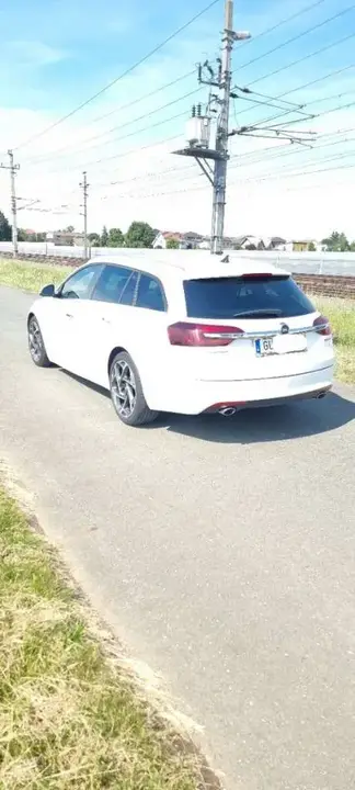 Opel Insignia 2014 photo 2