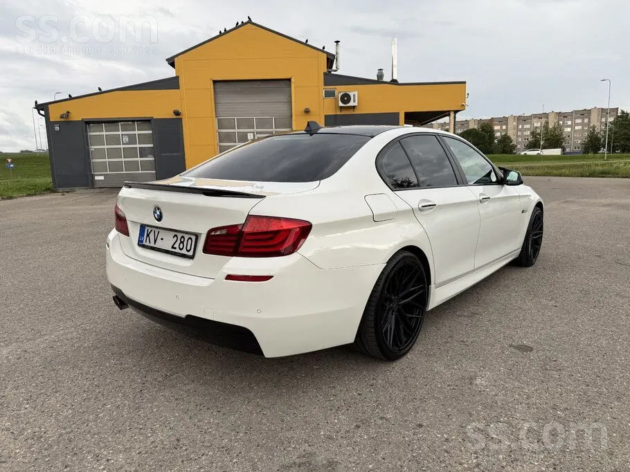 BMW 525 2012 photo 4