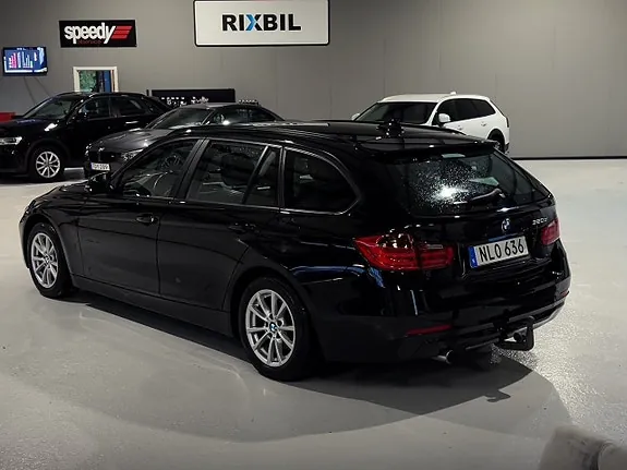 BMW 320 2013 photo 2