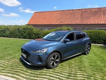 Ford Focus 2025 photo 3