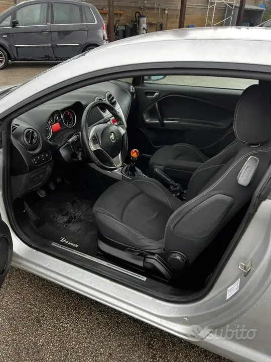 Alfa Romeo Mito 2011 photo 5