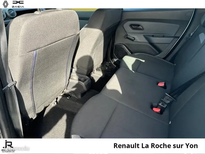 Dacia Duster 2021 photo 4