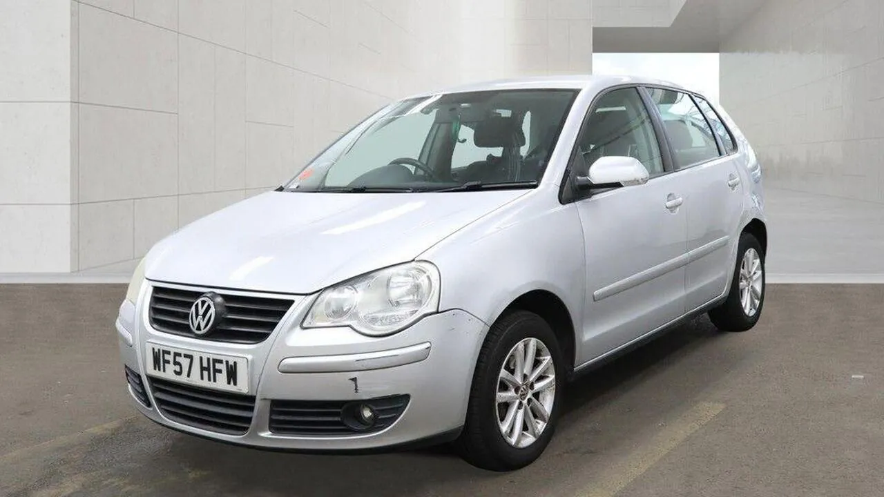 Volkswagen Polo 2007 photo 2