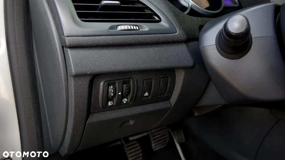 Renault Megane 2010 photo 3