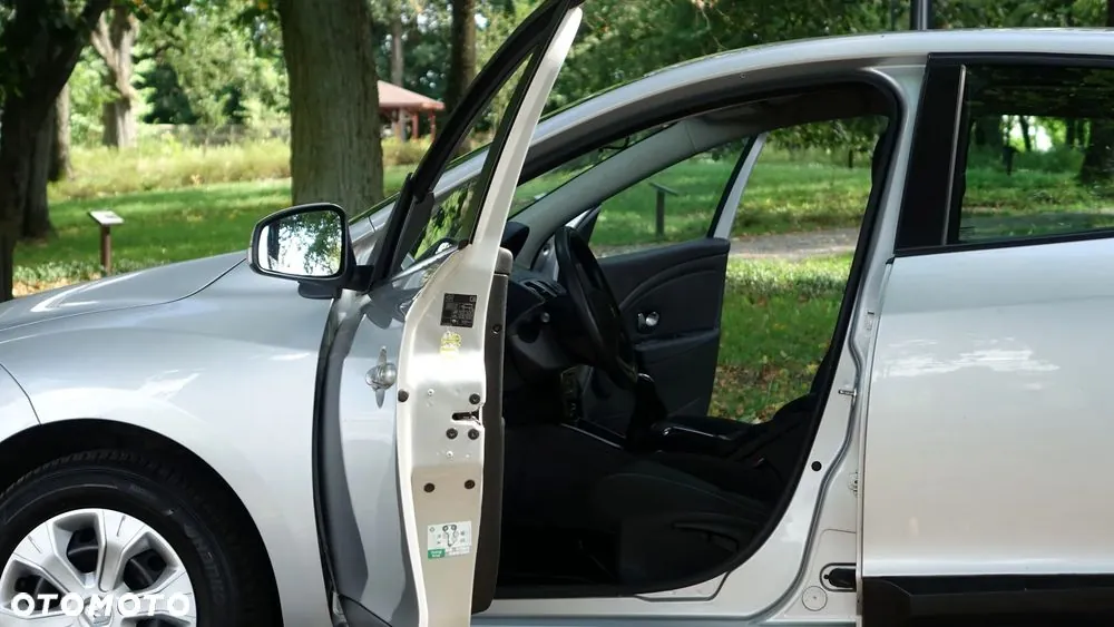 Renault Megane 2010 photo 5