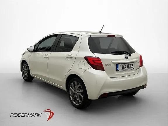Toyota Yaris 2017 photo 5