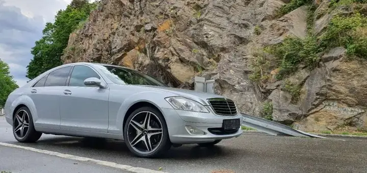 Mercedes-Benz S-Class 2007 photo 2