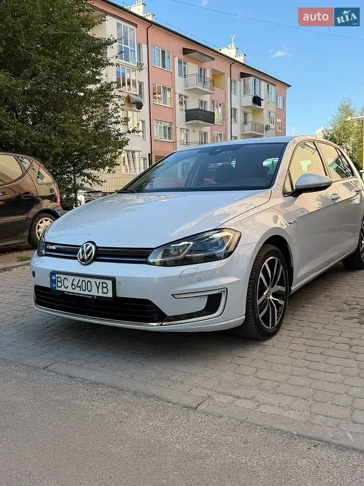 Volkswagen E-Golf 2018 photo 3