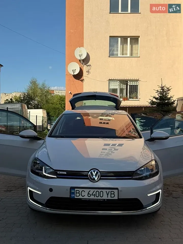 Volkswagen E-Golf 2018 photo 5