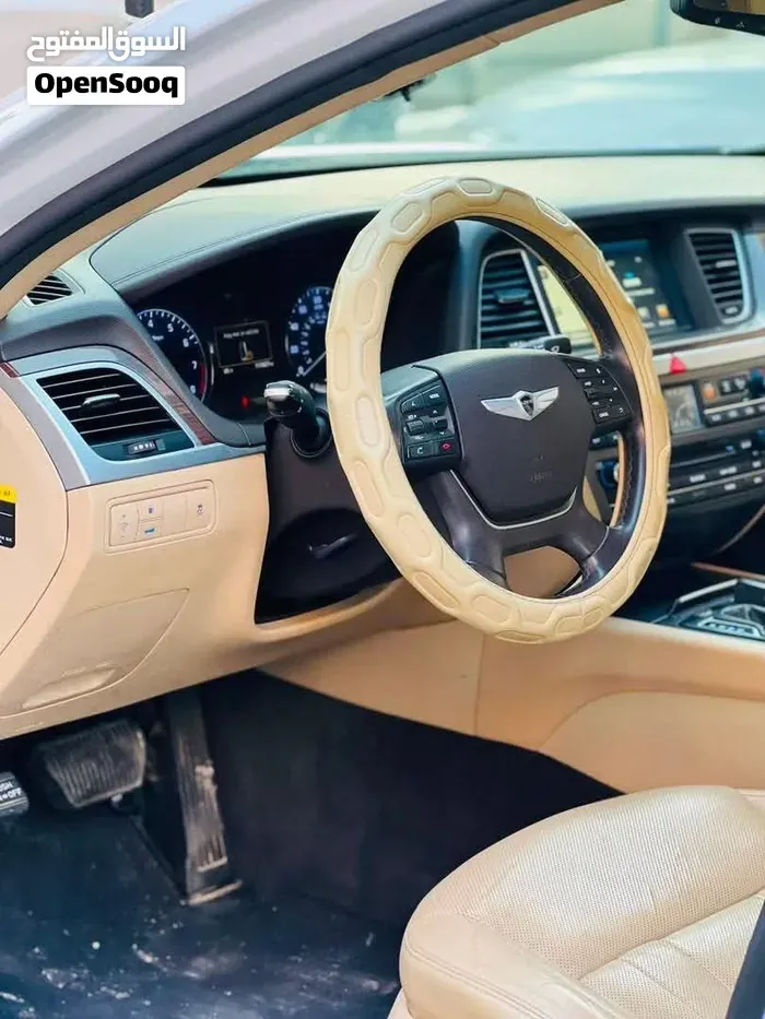 Hyundai Genesis 2016 photo 2