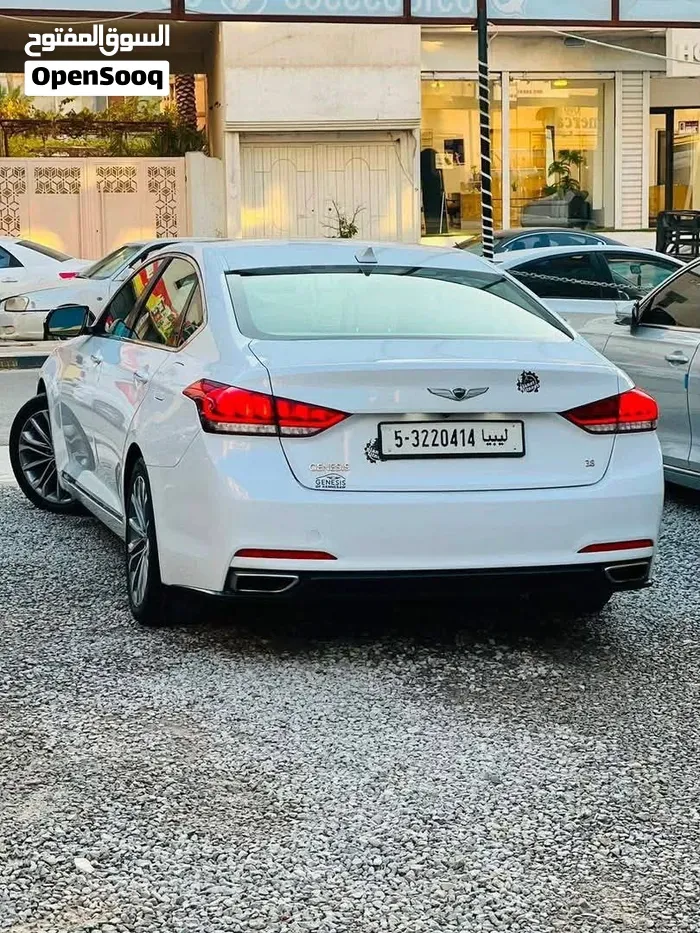 Hyundai Genesis