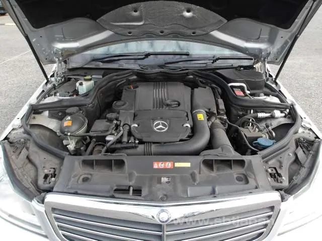 Mercedes-Benz C-Class 2011 photo 5