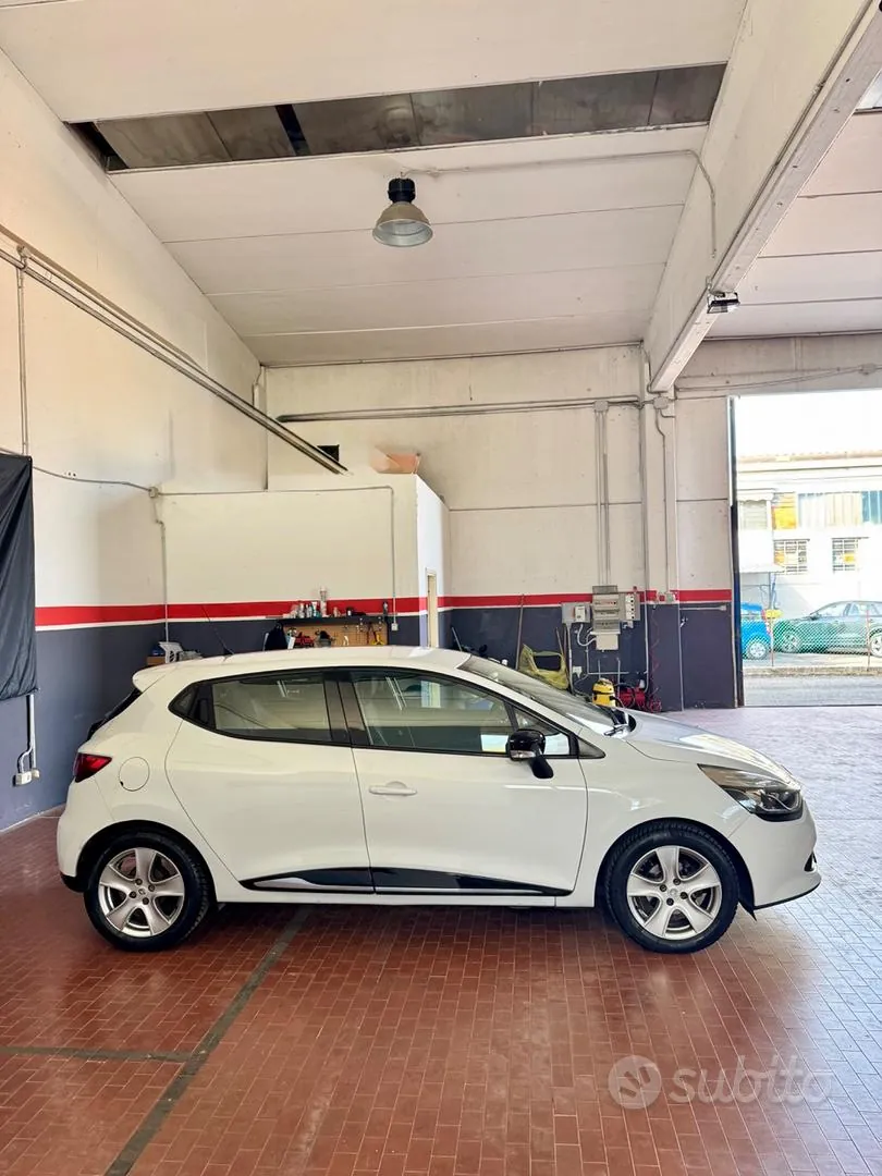 Renault Clio 2013 photo 5