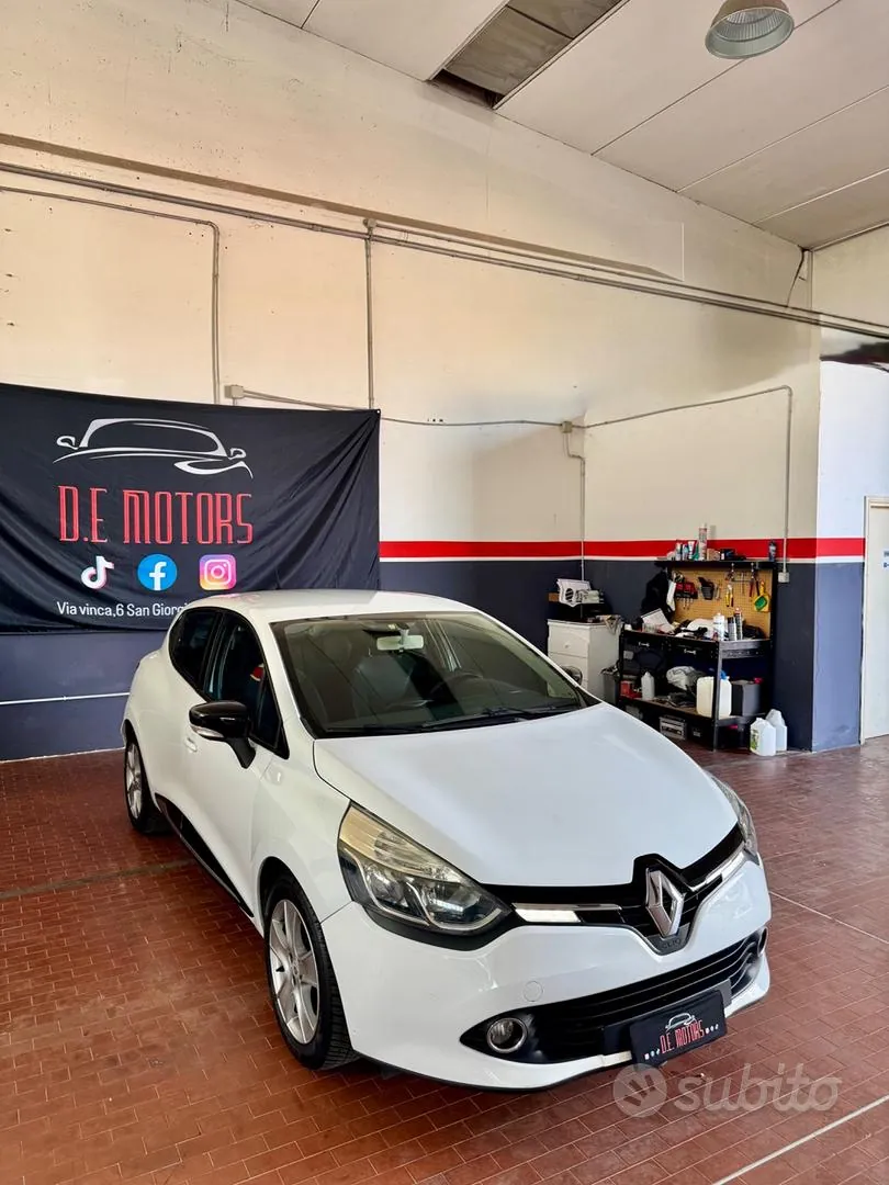 Renault Clio 2013 photo 3