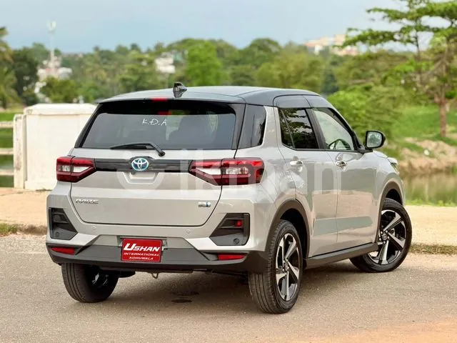 Toyota Raize photo 5