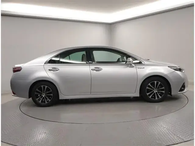 Toyota Sai 2014 photo 2