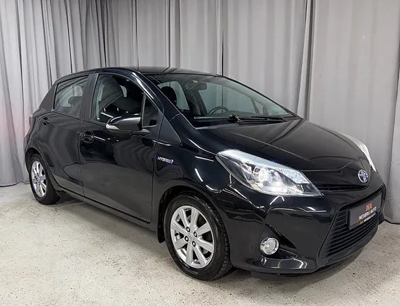 Toyota Yaris 2014 photo 2