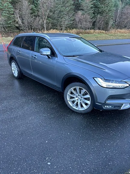 Volvo V90 Cross Country 2020 photo 2