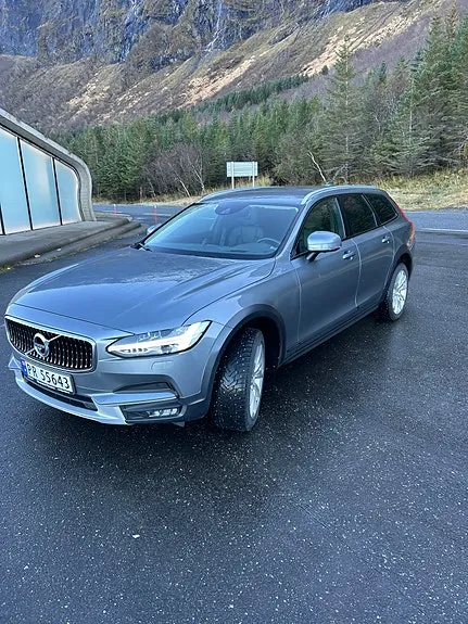 Volvo V90 Cross Country