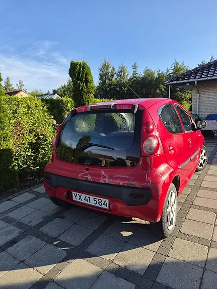Peugeot 107 2007 photo 2