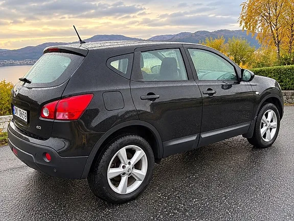 Nissan Qashqai 2008 photo 2