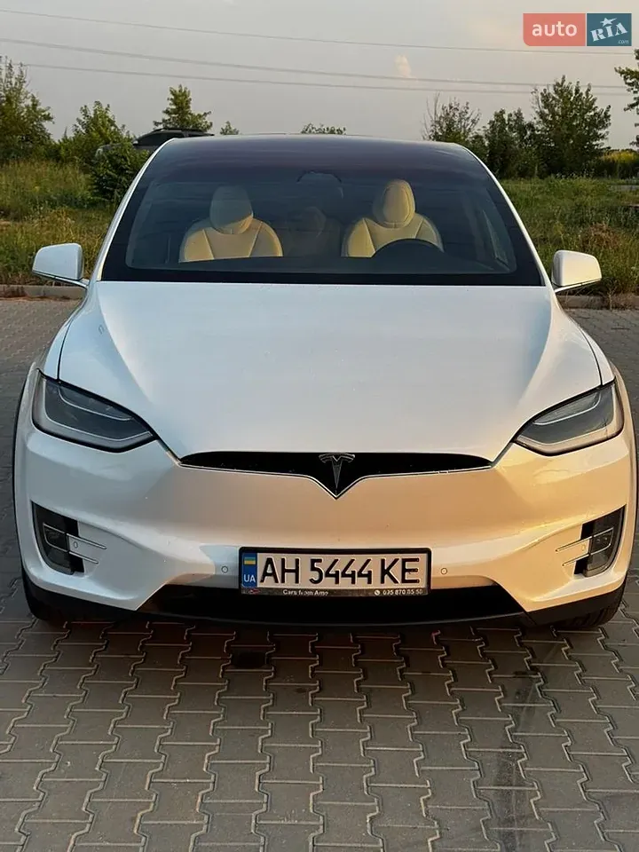 Tesla Model X