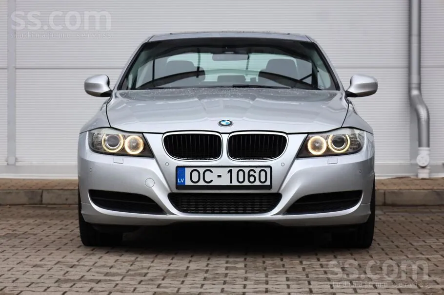 BMW 316 2011 photo 3