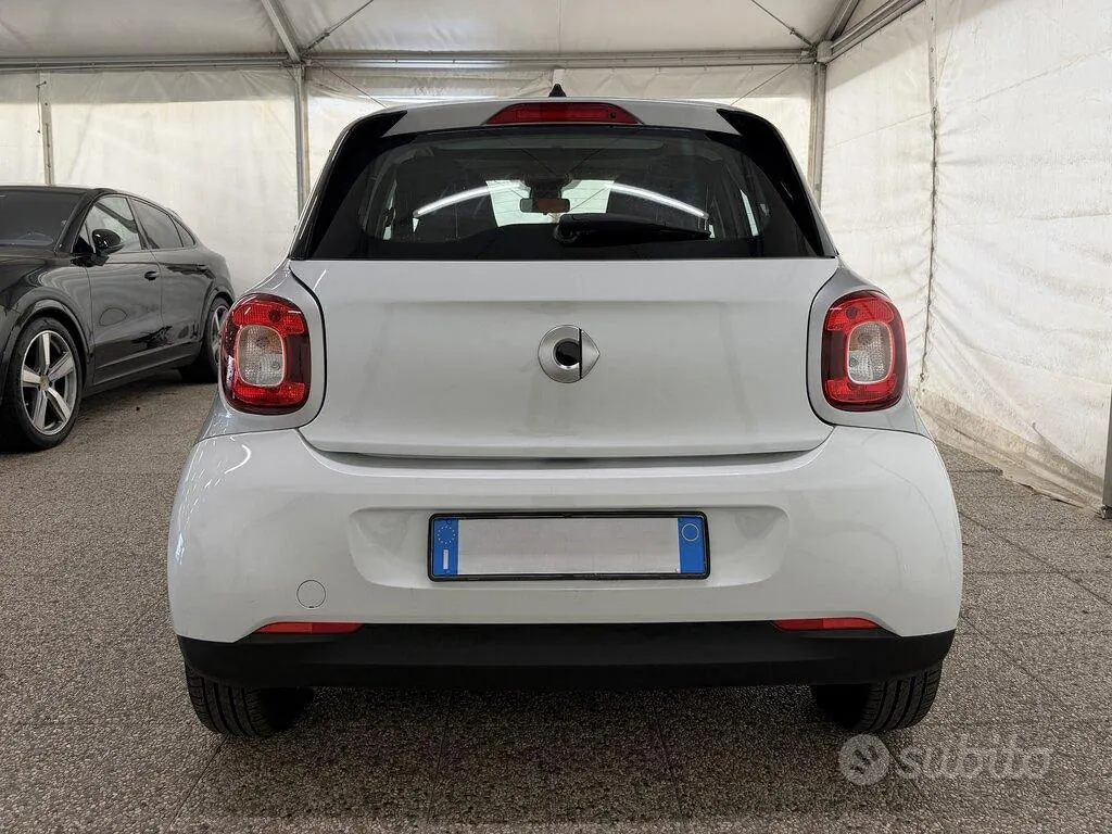 Smart Forfour 2016 photo 5