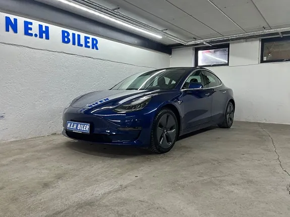 Tesla Model 3 2021 photo 2