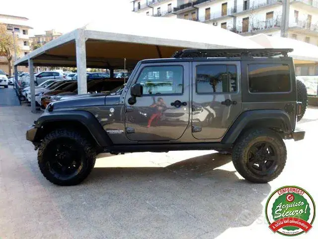 Jeep Wrangler Unlimited 2016 photo 4