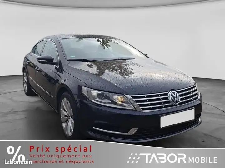 Volkswagen Passat 2014 photo 2