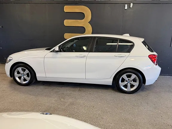 BMW 118D 2012 photo 2