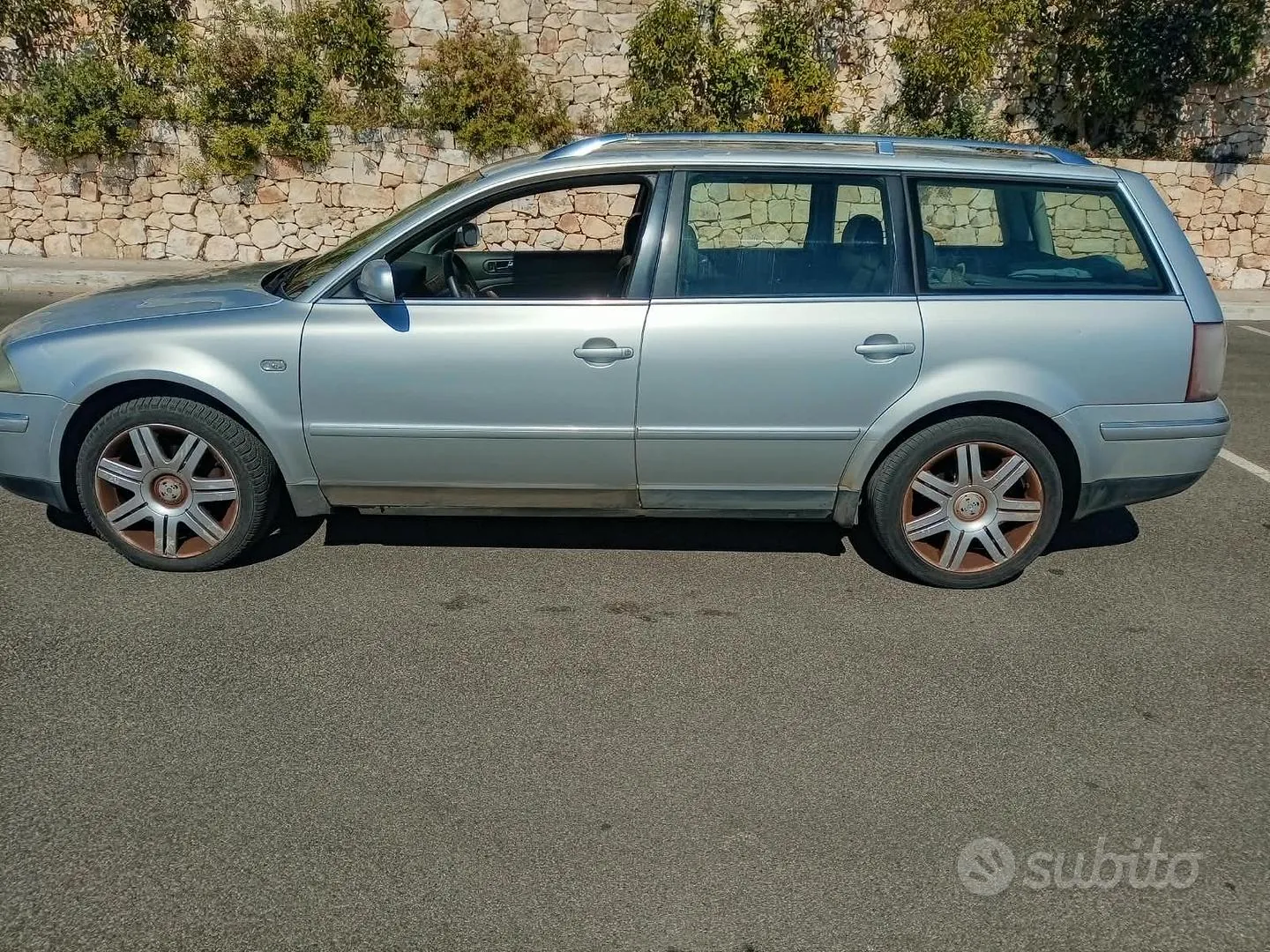 Volkswagen Passat 2002 photo 2