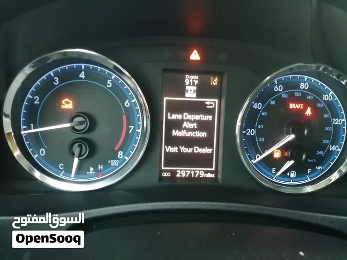 Toyota Corolla 2017 photo 2