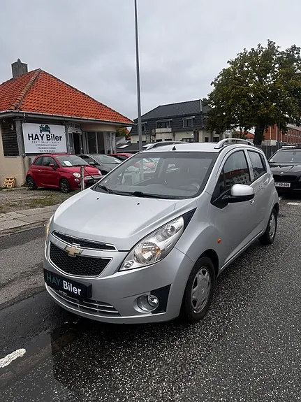 Chevrolet Spark 2011 photo 2