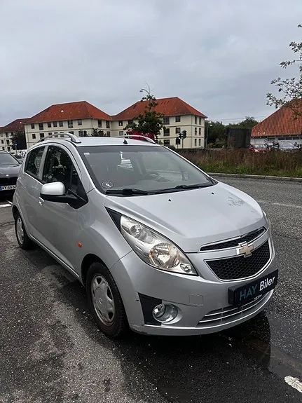 Chevrolet Spark 2011 photo 3