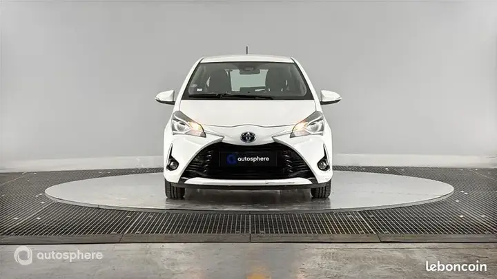 Toyota Yaris 2019 photo 2
