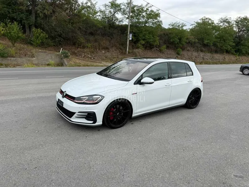 Volkswagen Golf 2018 photo 4