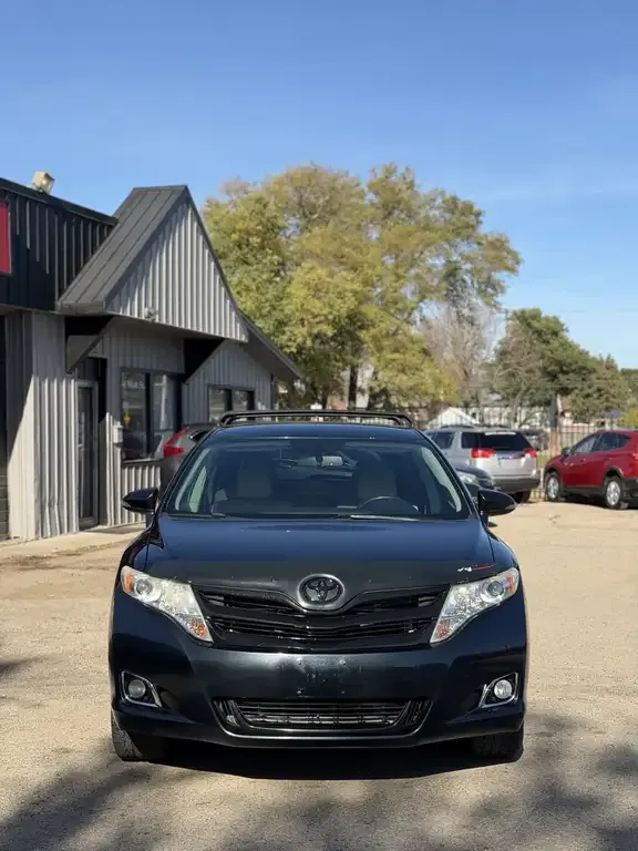 Toyota Venza 2013 photo 2